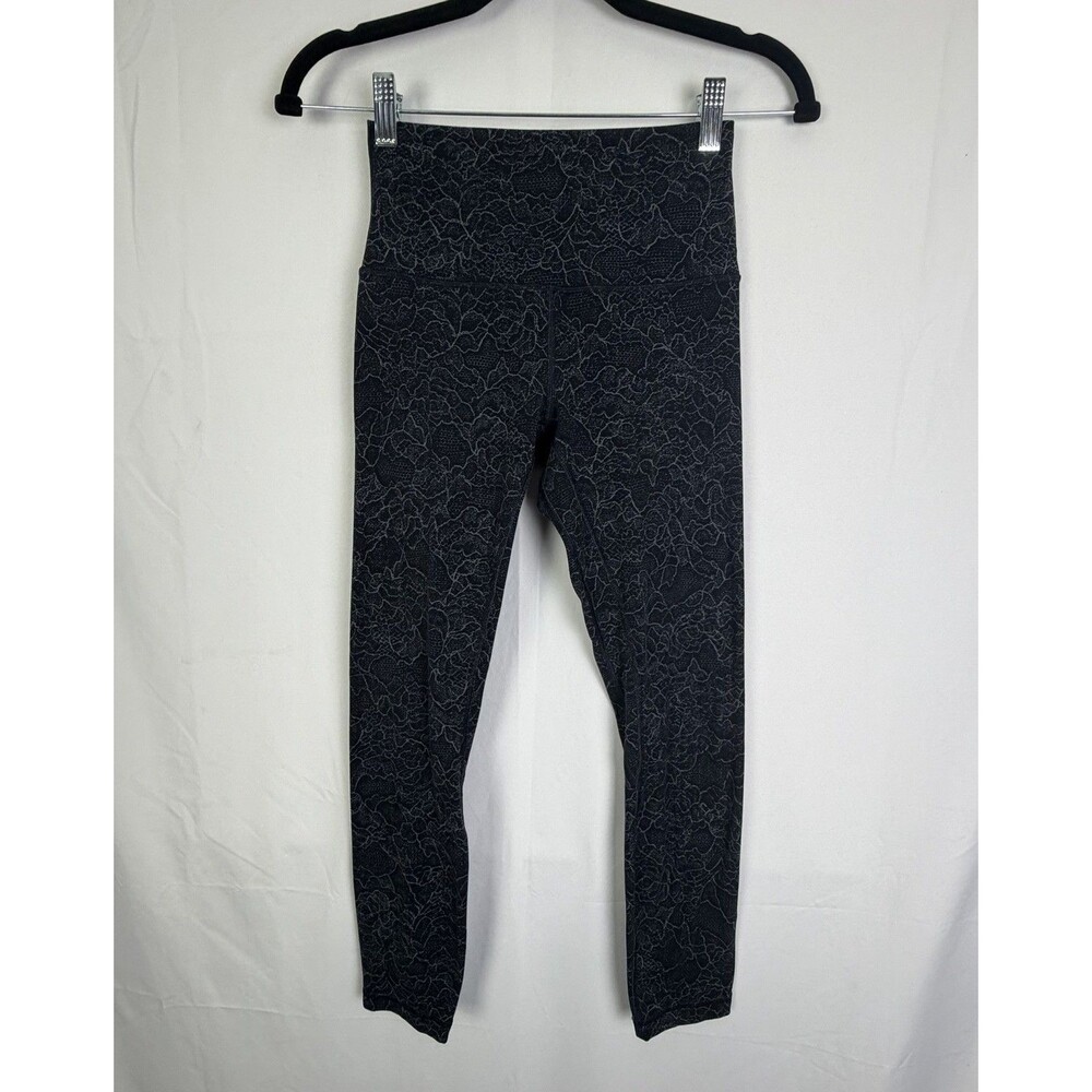 Lululemon Women's Sz 4 Black Snakeskin Pattern Full Length Leggings Active EUC